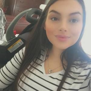 Meet your Posher, Savannah